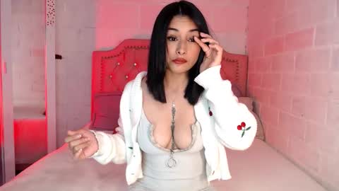 Snapshot of venus_megan chatting on November 21, 2:38 pm emily independent account MY conextion 1100 GTM to 17hr GTM online show from November 21, 2:38 pm