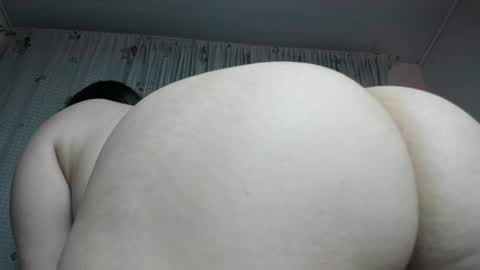 Snapshot of venus_naughty_1 chatting on May 7, 1:22 am Sofi online show from May 7, 1:22 am