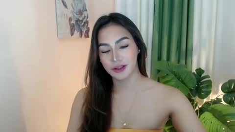 Snapshot of venus_sunrise07xx chatting on September 16, 7:04 pm Venus Sunrise Bombshell online show from September 16, 7:04 pm