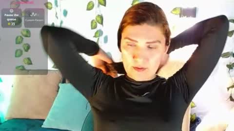 Snapshot of venus_swet chatting on July 6, 1:35 am Catalina online show from July 6, 1:35 am