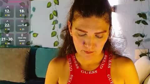 Snapshot of venus_swet chatting on July 18, 1:43 am Catalina online show from July 18, 1:43 am
