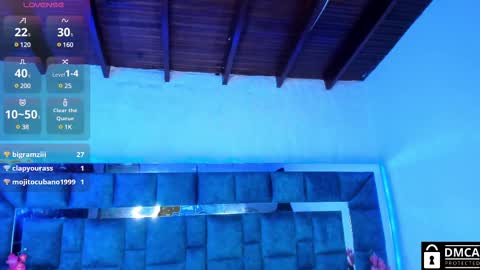 Snapshot of venus_velez chatting on February 12, 5:26 pm Venus online show from February 12, 5:26 pm