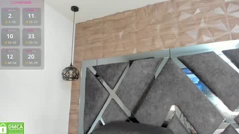 Snapshot of venus_velez chatting on June 27, 12:10 pm Venus online show from June 27, 12:10 pm
