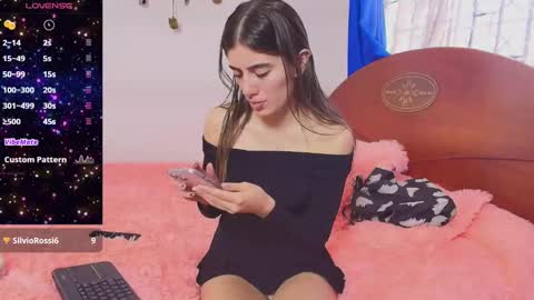 Snapshot of venus_wildeex chatting on January 18, 7:48 pm Andrea online show from January 18, 7:48 pm