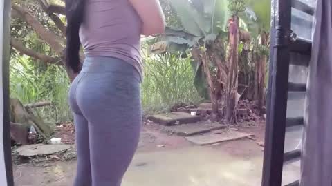 venus ... zeus sheer  online show from February 17, 12:45 pm