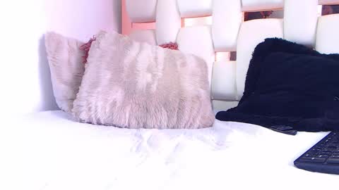 Snapshot of venusbsq chatting on December 13, 7:53 pm Venus online show from December 13, 7:53 pm