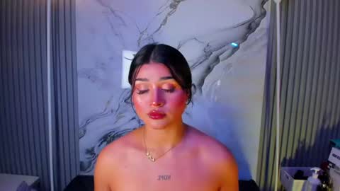 Venusowen  online show from August 1, 2:49 pm