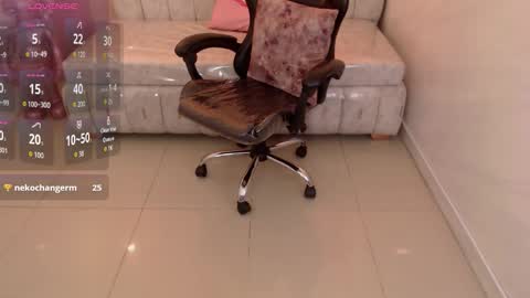 venuss online show from March 5, 2:24 pm