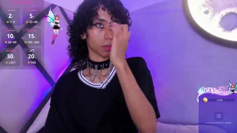 venuss_03 online show from December 14, 3:45 am