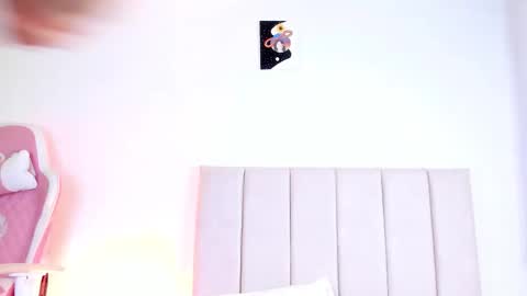 Shelly online show from November 25, 12:05 pm