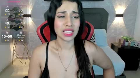 Snapshot of venuz_lee chatting on December 4, 1:09 pm Nice to greet you my name is Vanessa online show from December 4, 1:09 pm