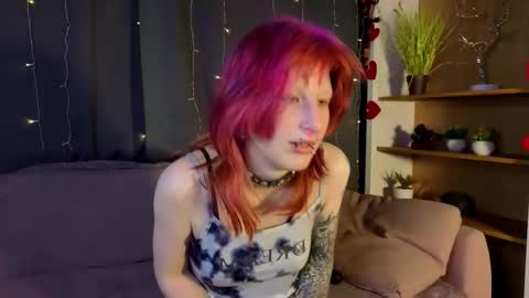 Erica online show from February 24, 7:56 pm