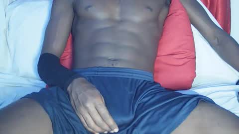 Snapshot of vera_bliss21 chatting on February 12, 10:27 pm vera_bliss21 online show from February 12, 10:27 pm