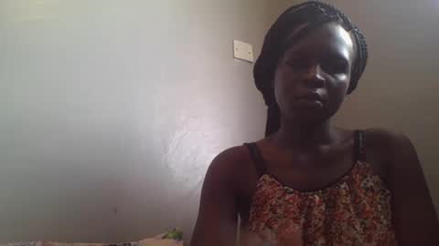 vera_bright online show from February 12, 9:31 am