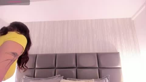 Snapshot of vera_price_ chatting on July 28, 12:23 pm Vera online show from July 28, 12:23 pm