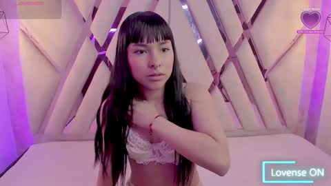 Snapshot of verabest chatting on February 26, 5:39 pm Domelipa online show from February 26, 5:39 pm