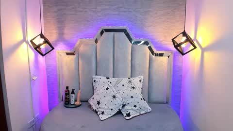 Domelipa  online show from January 9, 11:57 am