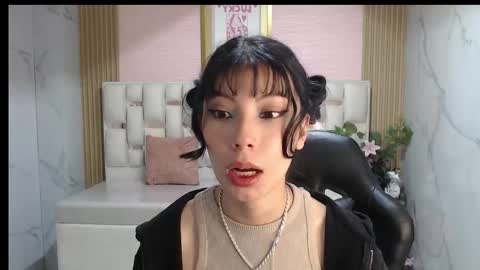 Snapshot of verana_s chatting on October 17, 3:53 am Verana online show from October 17, 3:53 am