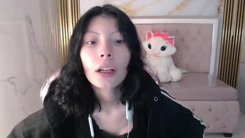 Snapshot of verana_s chatting on November 19, 8:31 pm Verana online show from November 19, 8:31 pm