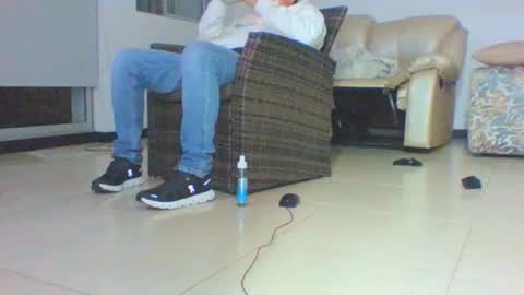 Snapshot of vergagolosa22 chatting on March 30, 6:25 am vergagolosa22 online show from March 30, 6:25 am