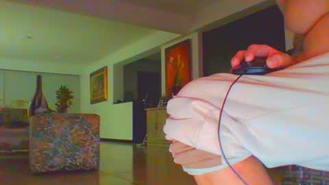 Snapshot of vergagolosa22 chatting on July 28, 6:09 am vergagolosa22 online show from July 28, 6:09 am