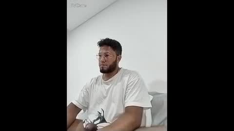 vergonynalgon online show from March 29, 4:12 am