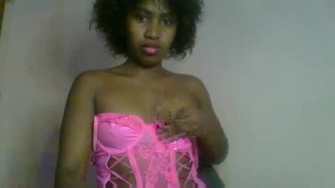 veroline01011999 online show from March 31, 3:34 pm