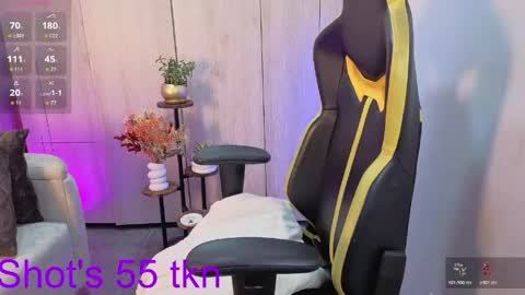 Snapshot of veromars_ chatting on May 31, 10:33 am Catalina online show from May 31, 10:33 am