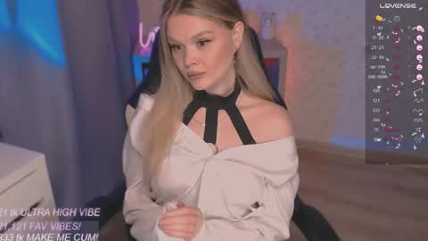 Tiffany online show from September 29, 7:40 pm