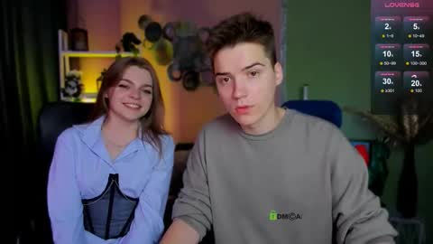 Snapshot of veronica_bubble chatting on September 8, 7:35 pm Ronni online show from September 8, 7:35 pm