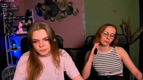 Snapshot of veronica_bubble chatting on November 8, 8:07 pm Ronni online show from November 8, 8:07 pm