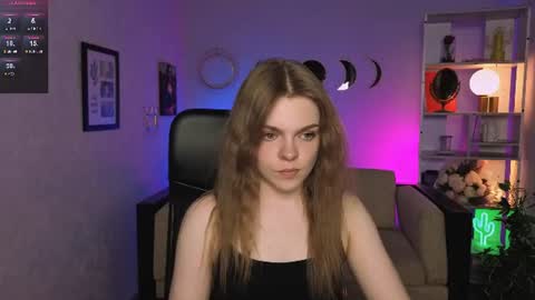 Snapshot of veronica_bubble chatting on June 27, 7:19 pm Ronni online show from June 27, 7:19 pm