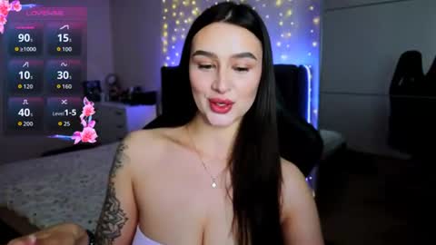 Veronica online show from July 9, 8:24 pm