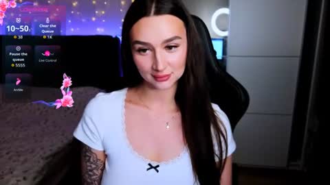 Veronica online show from July 12, 8:22 pm