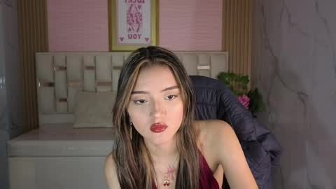 veronicaa_s online show from May 4, 8:16 pm