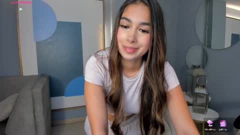 Snapshot of veronicablue1 chatting on June 29, 10:15 am Vero online show from June 29, 10:15 am