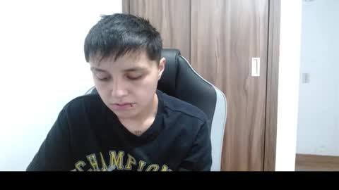 Veronica Clark online show from December 5, 10:01 pm