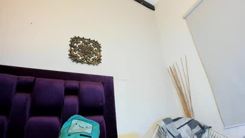 Veronica Gills online show from March 12, 7:28 pm