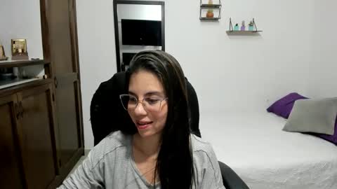 Veronica Miller online show from May 12, 2:19 am