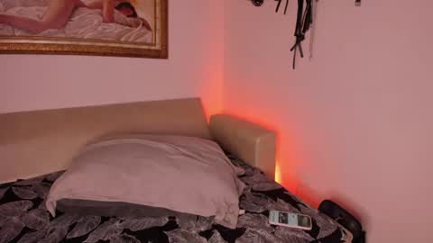 veronicasmith_os online show from July 2, 7:53 pm