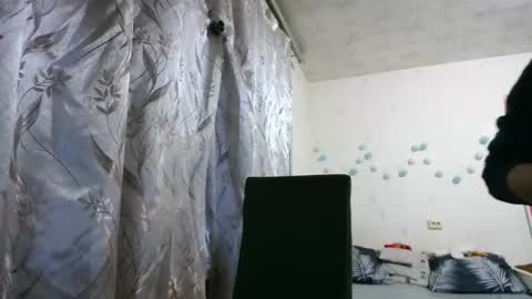 Snapshot of veronika_xi chatting on November 28, 7:00 am veronika_xi online show from November 28, 7:00 am