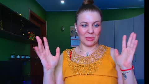 VeronikawGold online show from June 7, 4:55 pm