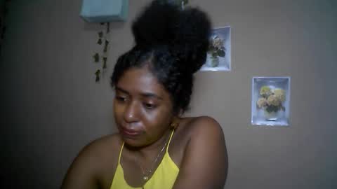 verronique1511 online show from April 26, 2:53 am