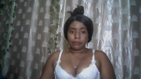 verronique1511 online show from May 31, 6:31 pm