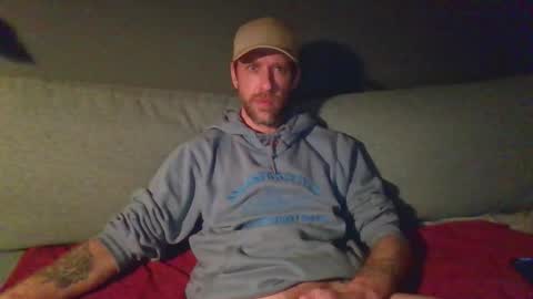 Snapshot of versatilexswede chatting on November 9, 5:39 am John online show from November 9, 5:39 am