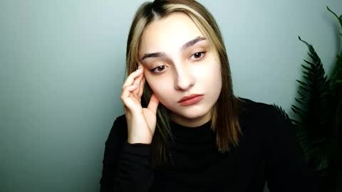 Snapshot of veryveryshygirl chatting on February 4, 4:02 pm Ana online show from February 4, 4:02 pm