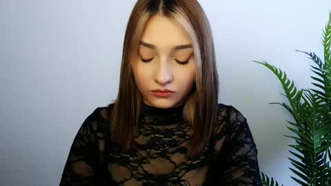 Snapshot of veryveryshygirl chatting on March 8, 10:30 am Ana online show from March 8, 10:30 am