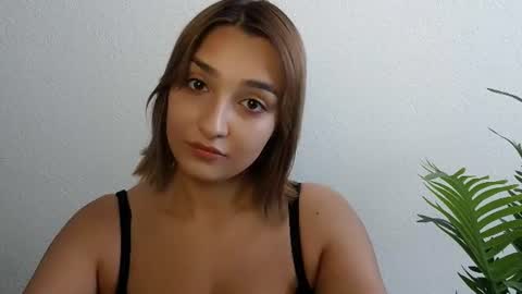 Snapshot of veryveryshygirl chatting on June 27, 10:53 am Ana online show from June 27, 10:53 am