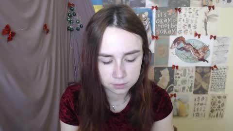 veryveryvery_shy online show from December 16, 7:57 am