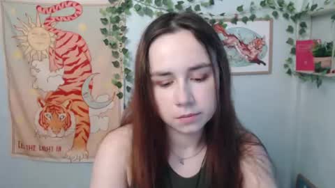 Snapshot of veryveryvery_shy chatting on June 29, 5:35 am veryveryvery_shy online show from June 29, 5:35 am